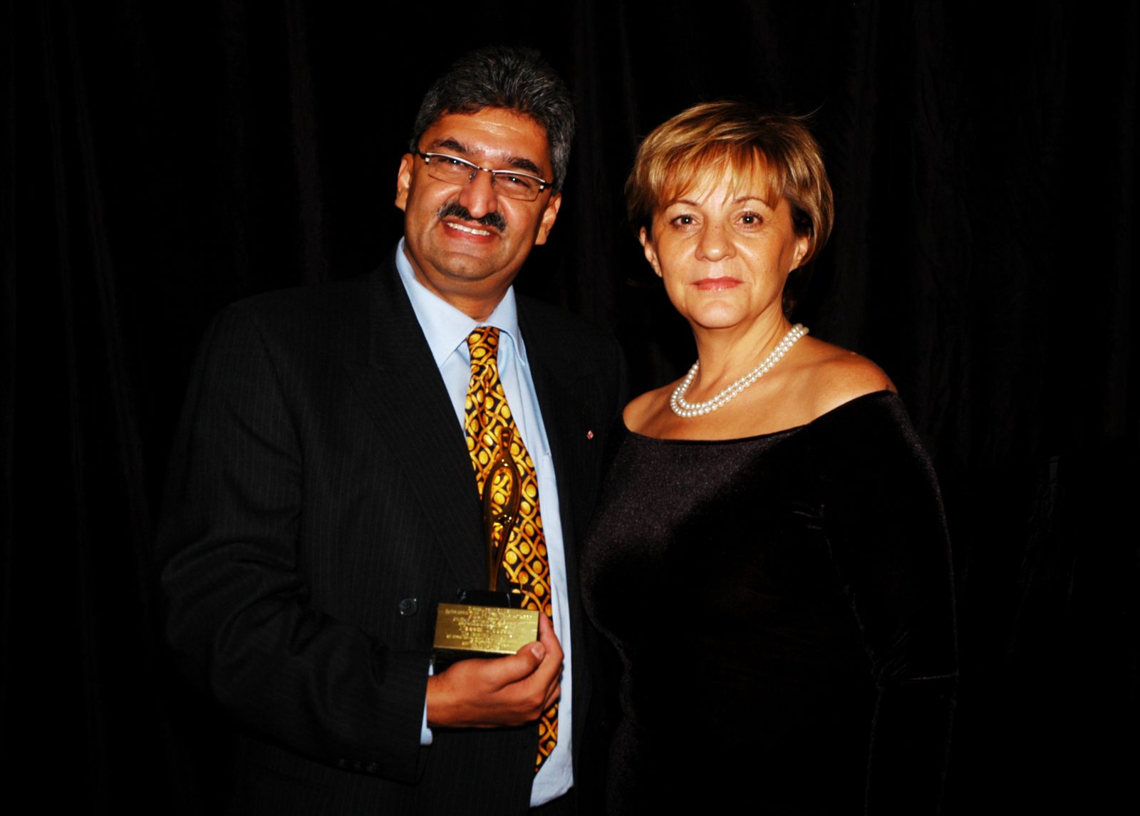 YMCA Entrepreneur of the Year 2004 with mentor coach Debbie Catherwood
